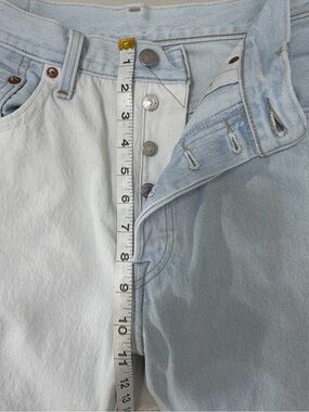 Levi's Two-Tone Light Blue Women’s Jeans